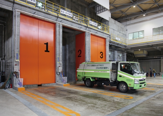 写真：プラットホーム