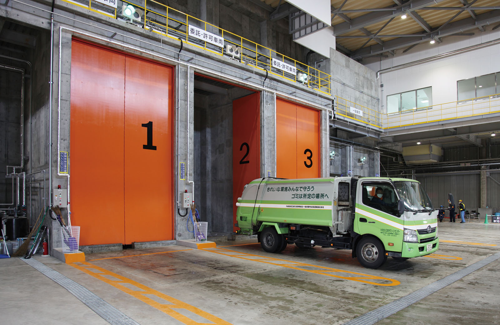 写真：プラットホーム